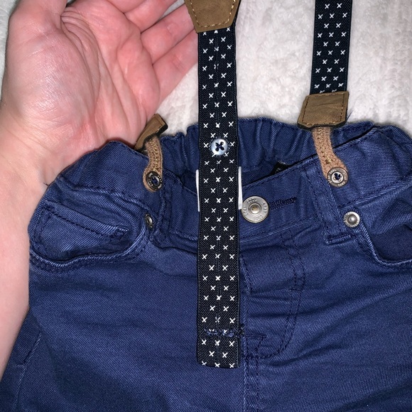 ⛔️SOLD⛔️H&M blue denim shorts with suspenders - Picture 3 of 3